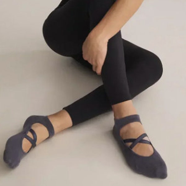 Barre / Pilates / Yoga Grippy Socks