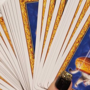 Lecture de tarot numérique personnalisée avec 1 carte