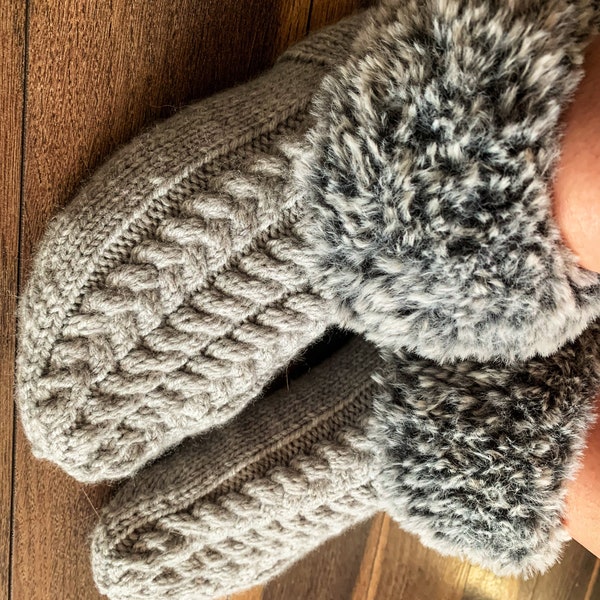 Knitting Pattern - Faux Fur Cable Bootie Slippers, Cozy Slippers, Cable Knits, Faux Fur, Knit Slipper Socks