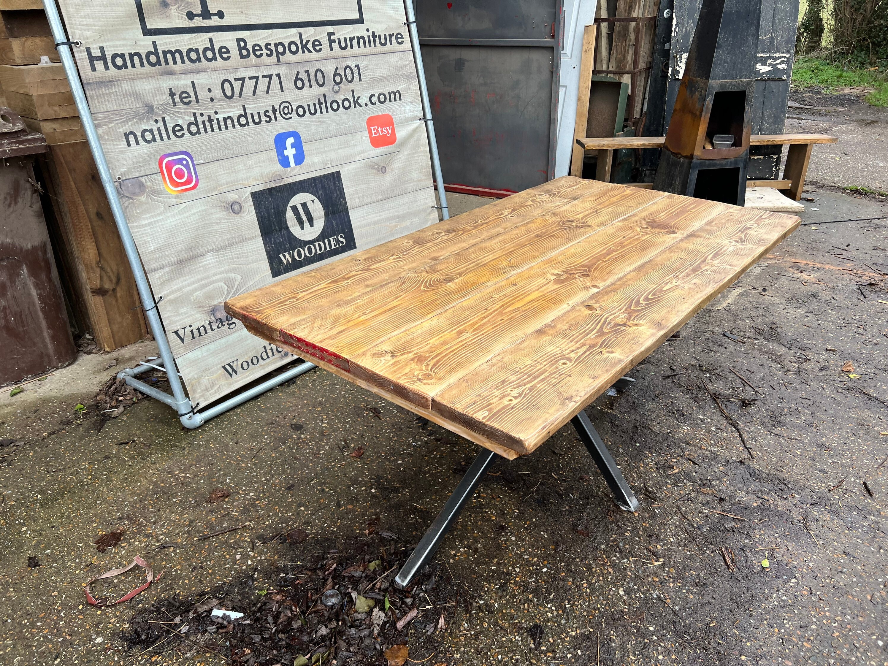 Woodies trestle table deals