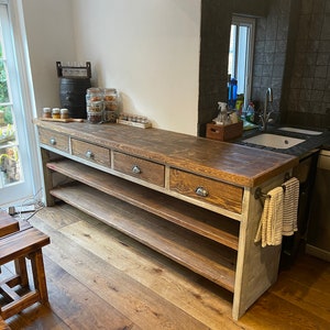 Rustic farmhouse large kitchen island