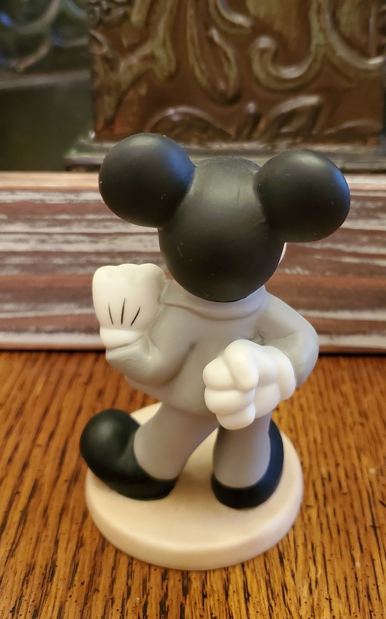 Mickey Mouse Businessman Figurine Vintage Walt Disney World Collectible Sri Lanka bild 4