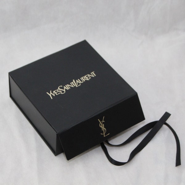 Confezione regalo Yves Saint Laurent Confezione regalo YSL Confezione nera YSL Accessori moda Saint Laurent Paris Confezione regalo Accessori YSL