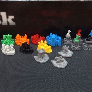 3D Deluxe Risk GoT Token Set compatible with most medieval Board games