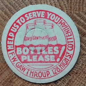 Vintage 1950 milk bottle top. Advertising.Pop art style.