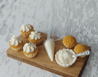 Miniature cupcake prep board, dollhouse miniatures, 1 12 scale, one inch scale, cafe, bakery, diorama, cupcakes, frosting, buns, muffins