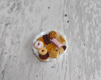 Galletas en miniatura escala 1:12, mini galletas, plato de galletas, escala de una pulgada, cafetería, panadería, diorama, casa de muñecas comida casa de muñecas