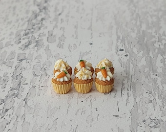 Miniature carrot cupcakes, dollhouse miniatures, 1 12 scale, one inch scale, cafe, bakery, diorama, afternoon tea, mini food, polymer clay