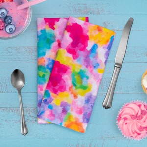 Cloth Napkins - Set of 4 or 6 - Spring Flowers - Reusable Napkins - Linen Napkins - Bridal Shower Napkins - Eco Friendly Packaging