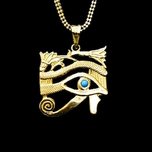 5A Egyptian jewelry pendant Eye of Horus 18K yellow Gold Pharaonic 6.5 Gr handmade in egypt