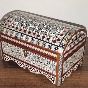 Egyptian Wood Jewelry Box Inlaid Mother of Pearl Handmade 8&quot; X 5&quot; x 5&quot; inch
