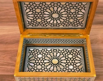 Jewelry box Mother of Pearl inlay , Egyptian handmade 8.8"X 5.8" x 2.8" inch