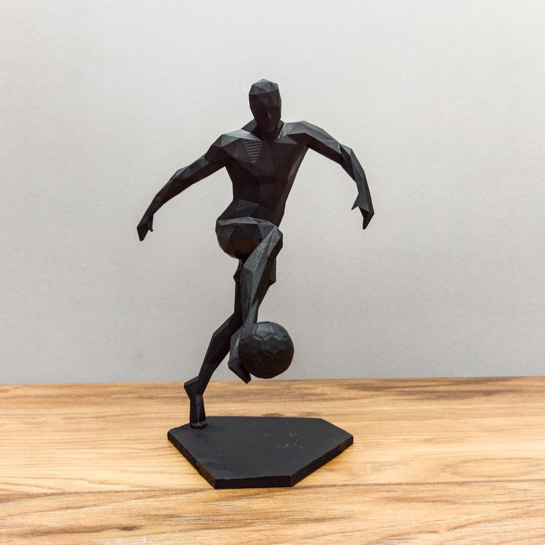 Soccer Player Figurine, Geometric Footballer Sculpture,Male Athlete, Sports Room Decor, Soccer Gift, Football gift for him, Fathers day gift image 7