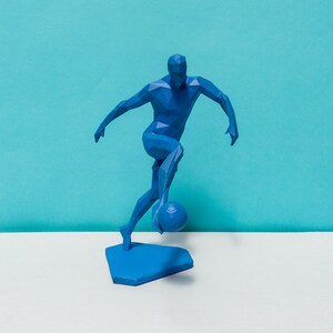 Soccer Player Figurine, Geometric Footballer Sculpture,Male Athlete, Sports Room Decor, Soccer Gift, Football gift for him, Fathers day gift Blue