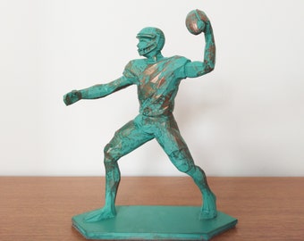 Rugby Player Figurine, Geometric American football Sculpture,Male Athlete, Sports Room Decor, Soccer Gift, gift for him, Superbowl art gift