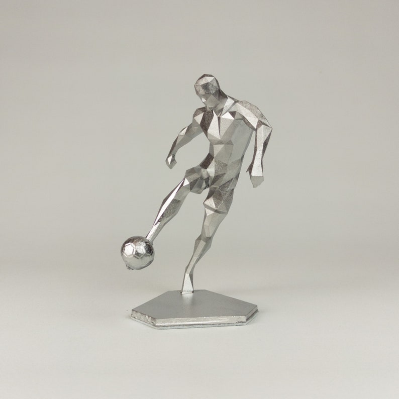 Soccer Player Figurine, Geometric Footballer Sculpture,Male Athlete, Sports Room Decor, Soccer Gift, Football gift for him, Fathers day gift image 4