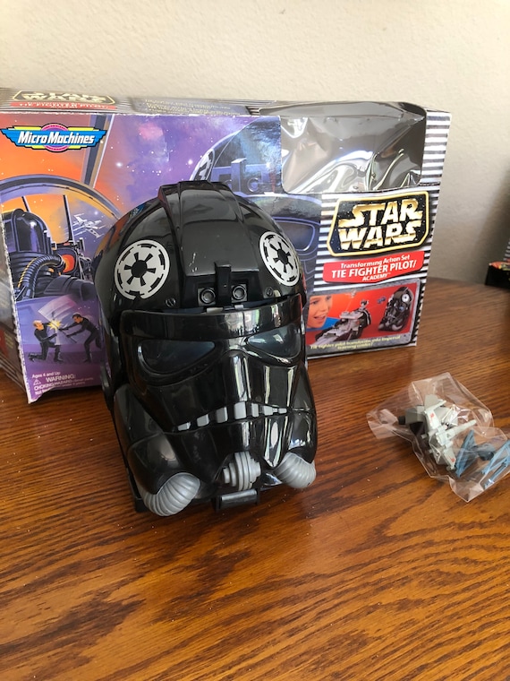 Vintage 1990's Star Wars Transforming Action Set Tie Fighter Pilot