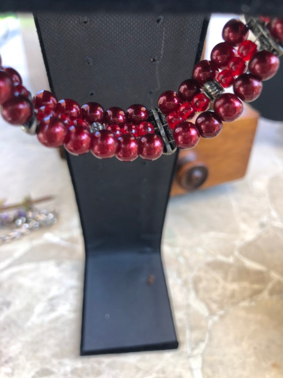 Vintage Burgundy Red and Green Beaded Bracelet wi… - image 7