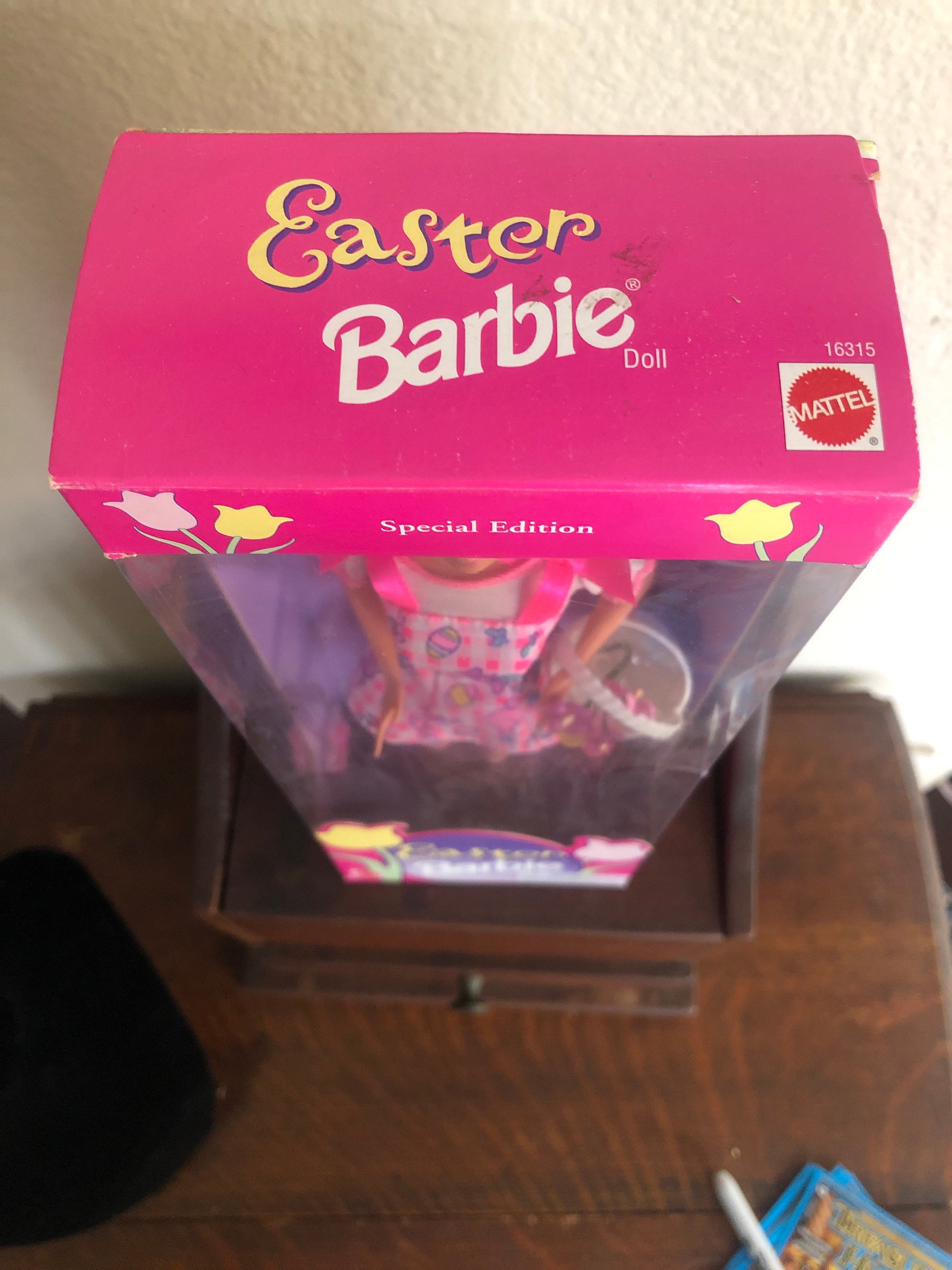 Vintage Easter Barbie, Special Edition, 1996, Never Removed