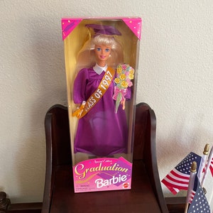 Vintage Class of 1997 Special Edition Graduation Barbie, Mattel, New in Box