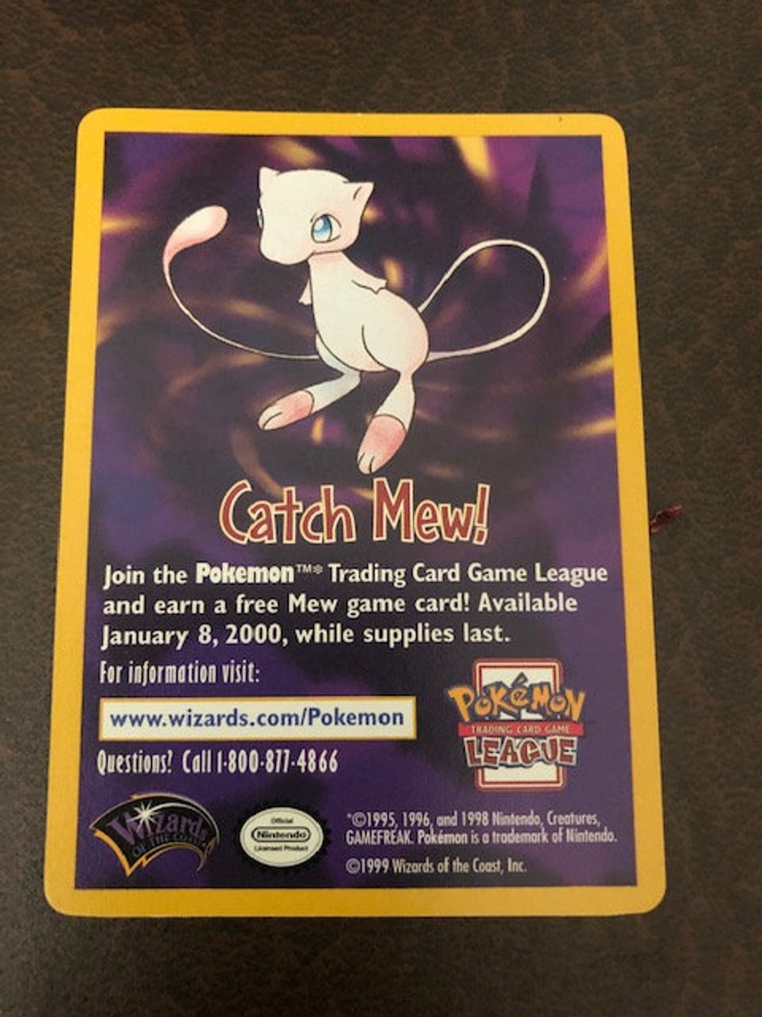 VintageCatch Mew Pokemon Trading Card Promo para Pokemon Trading Card Game  League 1999 Wizards of the Coast, Warner Bros Studio Store - Etsy México, image size:1080x1440