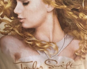 Vintage Year 2,000 Taylor Swift Fearless Tour Child's Medium T