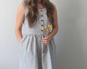 modest nursing friendly dresses