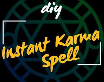 Könnte beinhalten: Kreisförmige Grafik mit dunklem Hintergrund und grün-blauem geometrischem Design. Die Wörter "diy" in Weiß und "Instant Karma Spell" in Gelb sind auf dem Design überlagert, mit einem weißen quadratischen Rahmen.