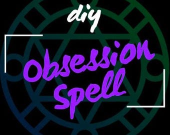 Può includere: Grafica circolare con sfondo nero e design sfumato verde e blu. Le parole "diy obsession spell" sono scritte in bianco e viola, rispettivamente, all'interno di un quadrato bianco.