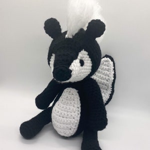 Crochet skunk, skunk stuffed animal,skunk