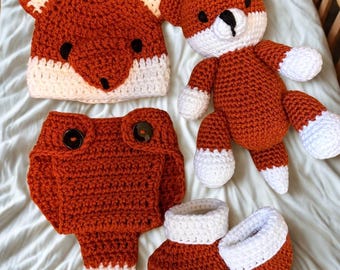 Crochet Newborn Fox Set: Acrylic Hat, Diaper Cover & Booties