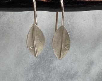 Sterling Silver Veined Leaf Earrings with Diamond