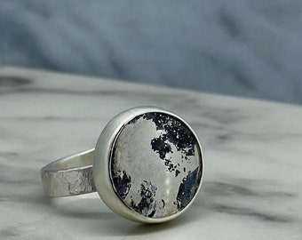 Round Silver Ore Ring