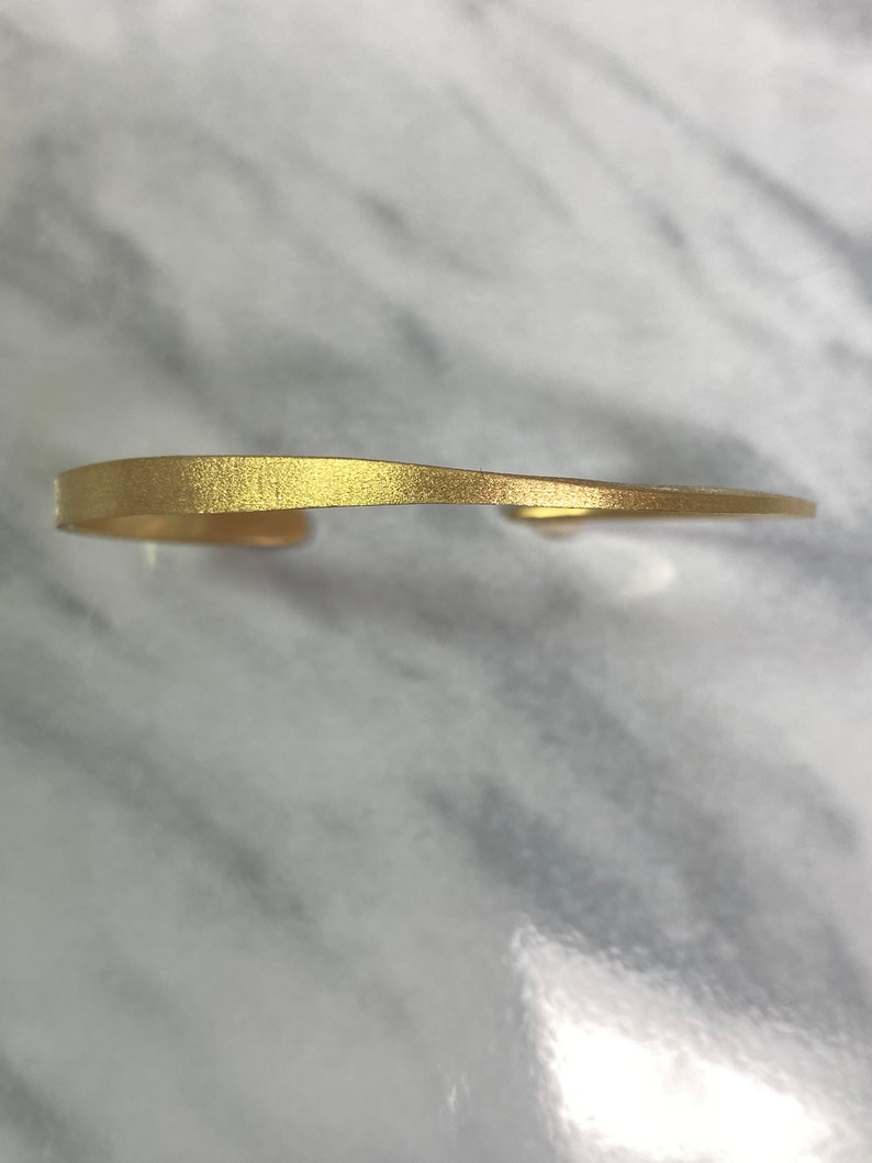 Opposing Taper Cuff 18k Gold