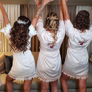 Silky Soft Satin Robes, Bridesmaid Robes, Wedding Robes, Bridesmaid Gifts, Personalized Bridal Party Robes, Set of Robes, Bridal Shower Gift