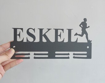 Percha para medallas con nombre personalizado y monograma, percha para medallas de carrera, porta medallas de carrera personalizado, expositor de medallas, letrero de premios