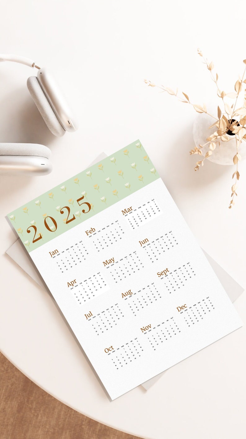 2025-yearly-printable-calendar-2025-dainty-flower-digital-calendar-etsy