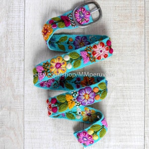 Ceinture brodée péruvienne turquoise floral avec ceinture, ceintures brodées laine, ceinture ethnique florale, ceinture boho, cadeaux elle