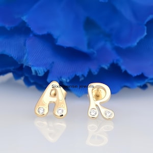 Pendientes de letra de burbuja de plata 925, perno de letra de burbuja de oro, perno de inicial de burbuja de oro, perno de letra de burbuja