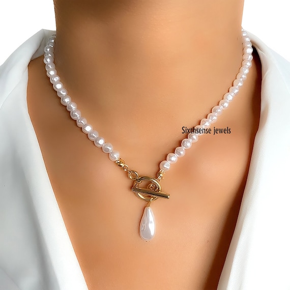 Toggle clasp 2024 pearl necklace