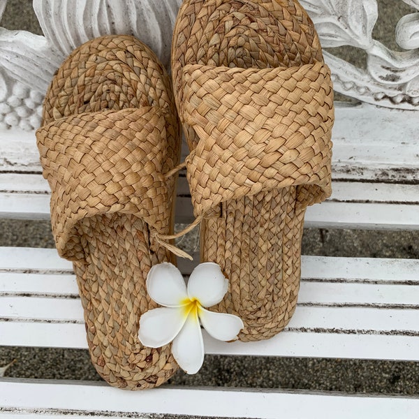 Sandals water hyacinth unisex sandals kids sandals holiday sandals home sandals casual sandals Straw Shoes Holiday Shoes Handmade Sandals
