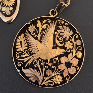 Toledo Damascene Spain Jewelry pendant with chain  and earrings