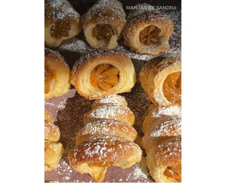 Pastry Horns with Dulce de leche/ Cream Horns / Puff Pastry desserts/ Pastry gifts/ Manjarblanco desserts/ Gourmet desserts/ Hojaldre