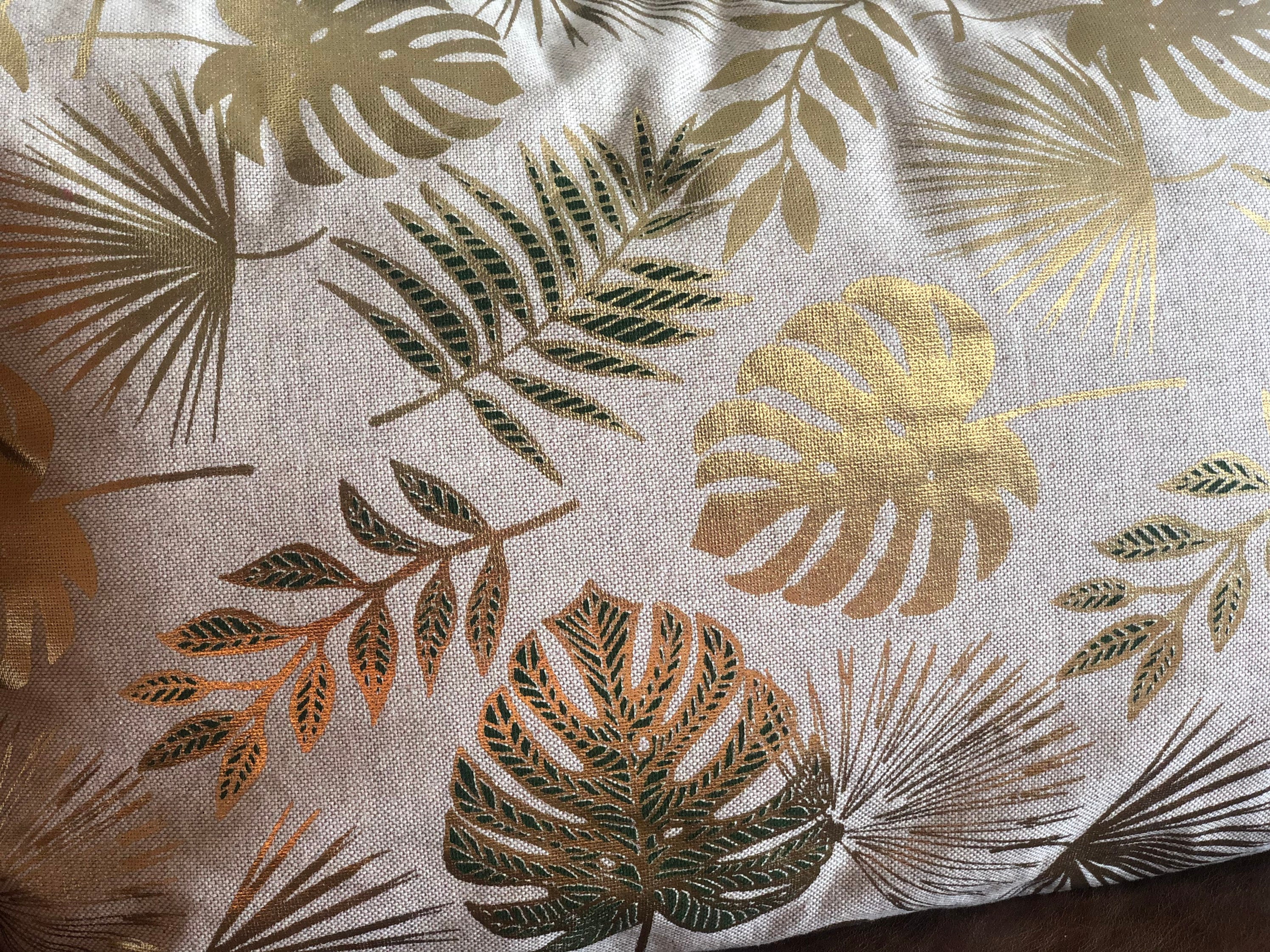 Coussin Décoratif Feuille de Palmier Doré