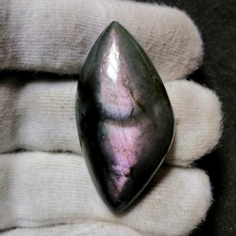 Fancy Shape 41x21x11 MM BB 5329 For Pendant Making Gemstone 61 Crt Marvelous Multi Purple Labradorite Cabochon Loose Gemstone