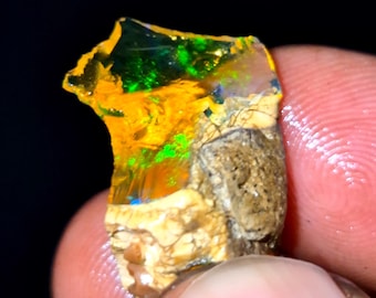 6.20カラットのエチオピア産オパール原石：ファイアーオパール原石（2