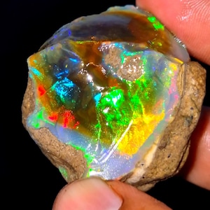156 Ct Ethiopian Welo Fire Opal Rough Natural Crystal Opal AAA Electric Green Blue Red Flash Raw Gemstone Jewelry Making,