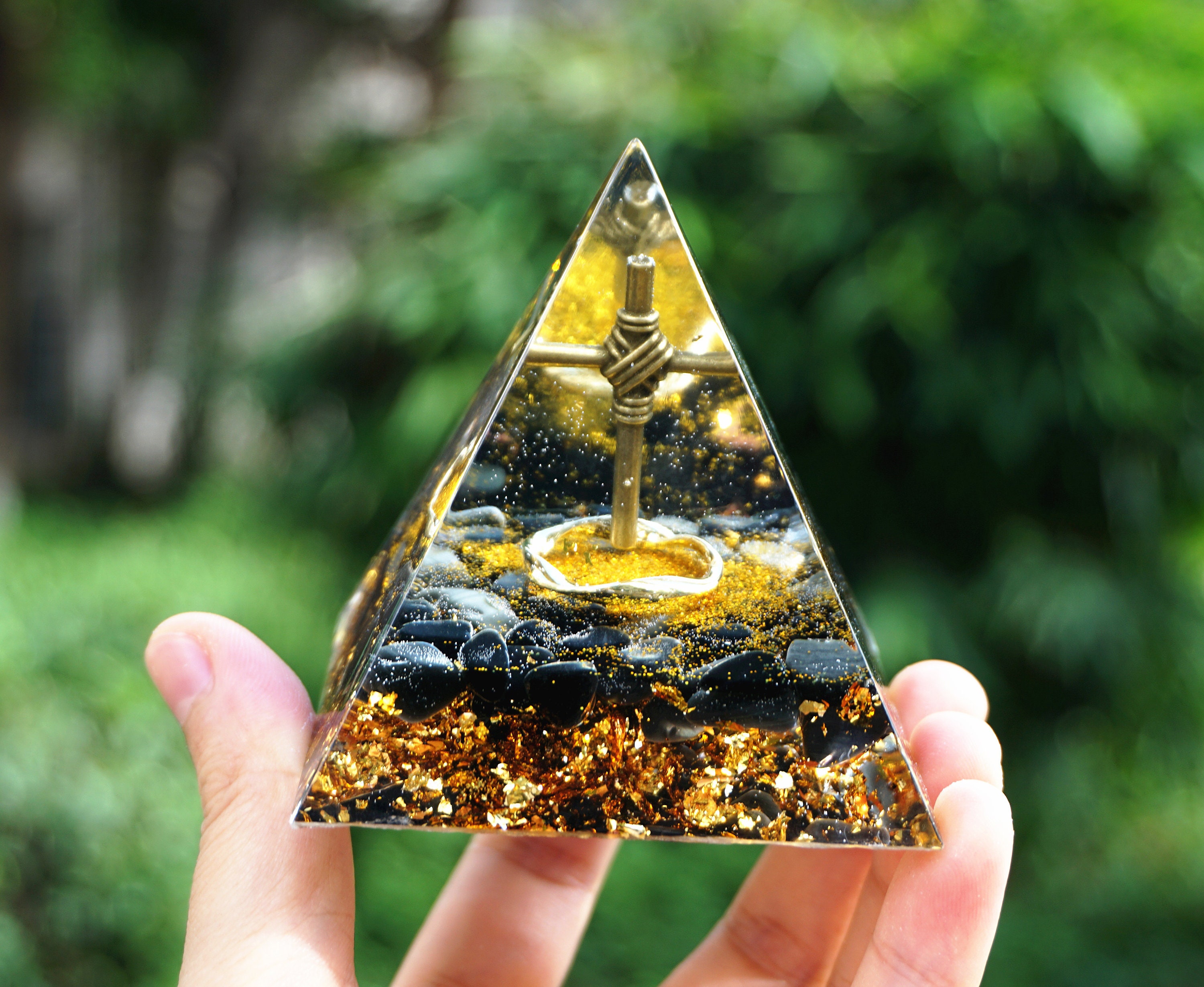 1pc Pyramide D'orgonite Arbre De Vie Pierre Naturelle Cristal