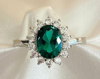 14K White Gold ring | Green Zircon Stone |  Rosette Ring | Handmade Jewelry | Gift for her | Christmas Gift | Mother's Day Gift
