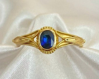 Anillo de oro amarillo de 18K / Anillo bizantino / Anillo de piedra de zafiro / Joyería hecha a mano / Anillo estilo mediados de siglo / Regalo para ella / Regalo del Día de la Madre